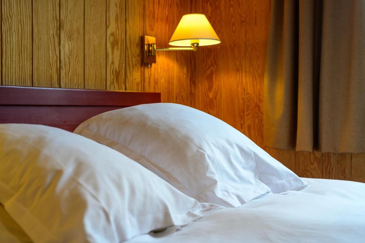 Hotel Domaine Du Val Grand-Laviers Esterno foto